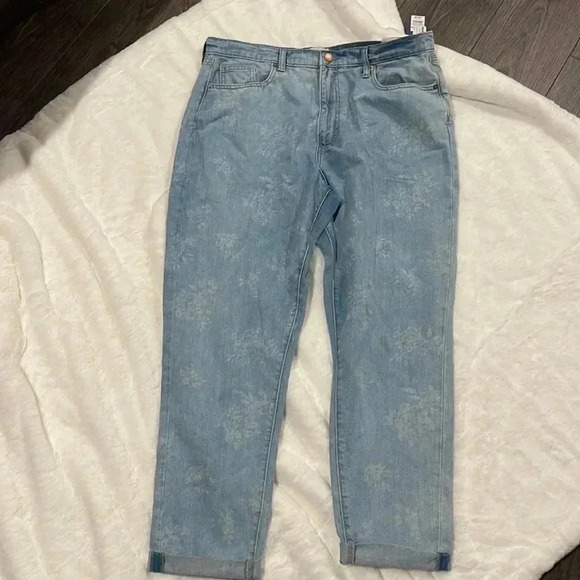 NWT Universal Thread Jeans With Design - Picture 1 of 2